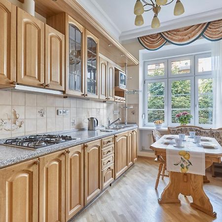 Villa Deluxe Apartments Karlovy Vary Ngoại thất bức ảnh