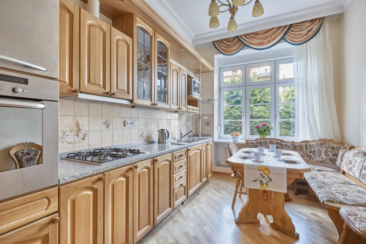 Villa Deluxe Apartments Karlovy Vary Ngoại thất bức ảnh